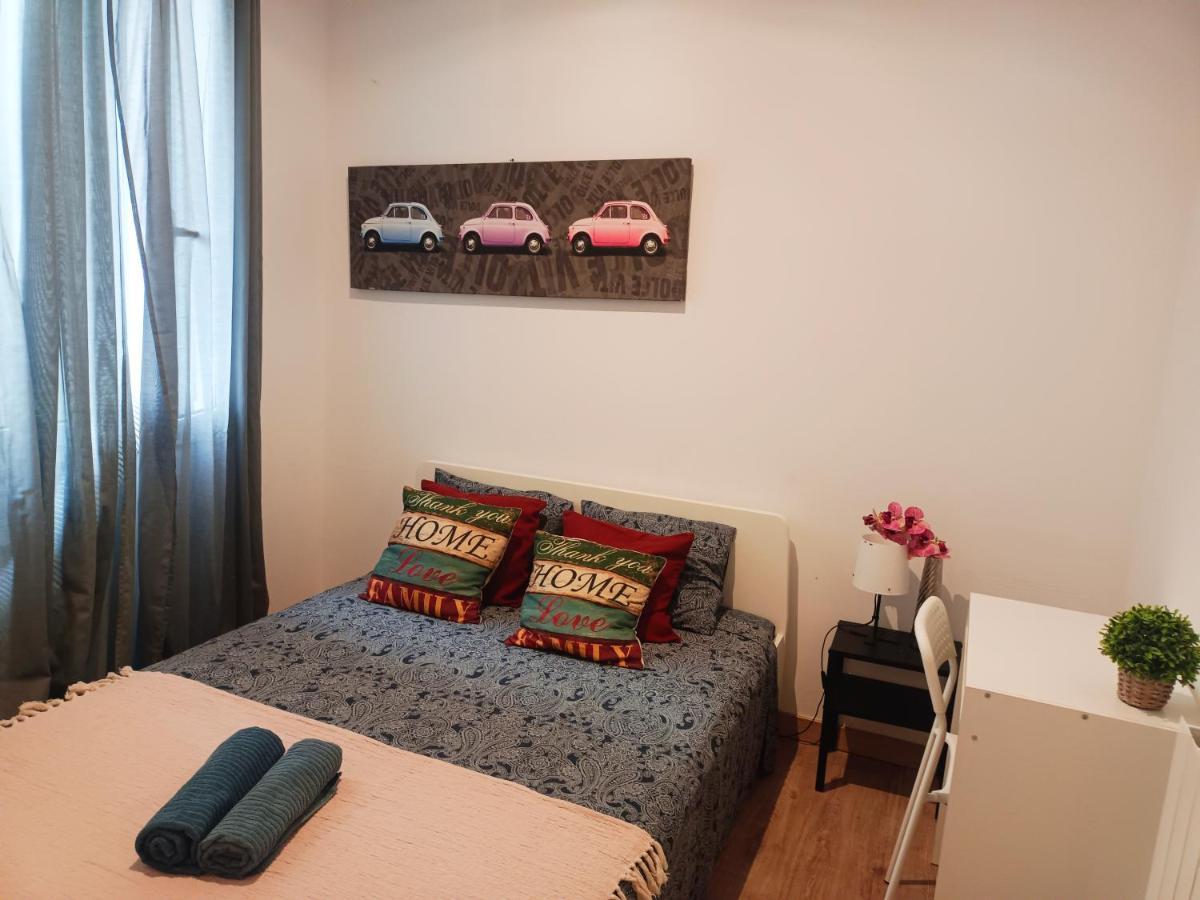 Private Rooms In Born 바르셀로나 외부 사진