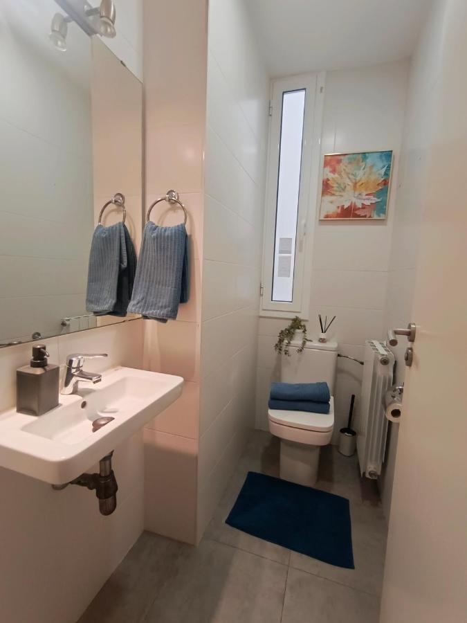 Private Rooms In Born 바르셀로나 외부 사진