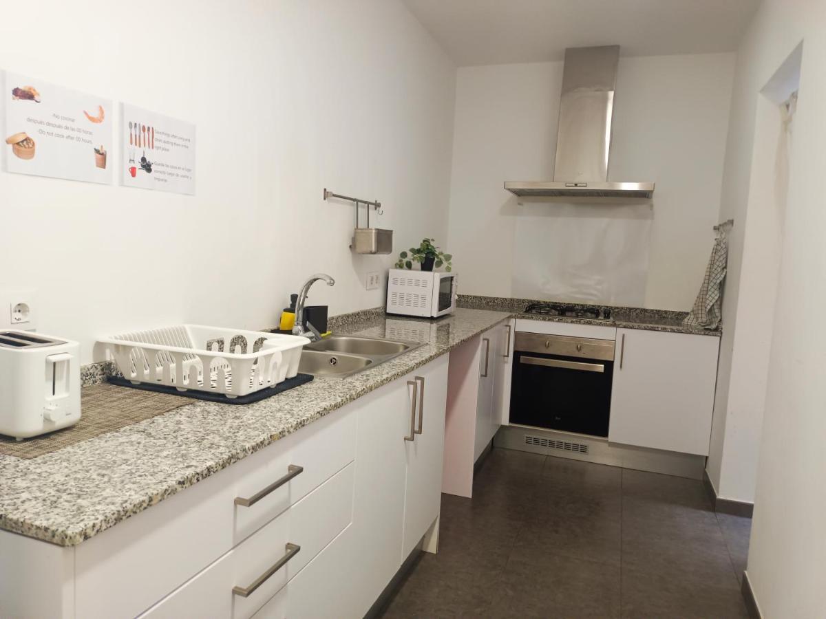 Private Rooms In Born 바르셀로나 외부 사진