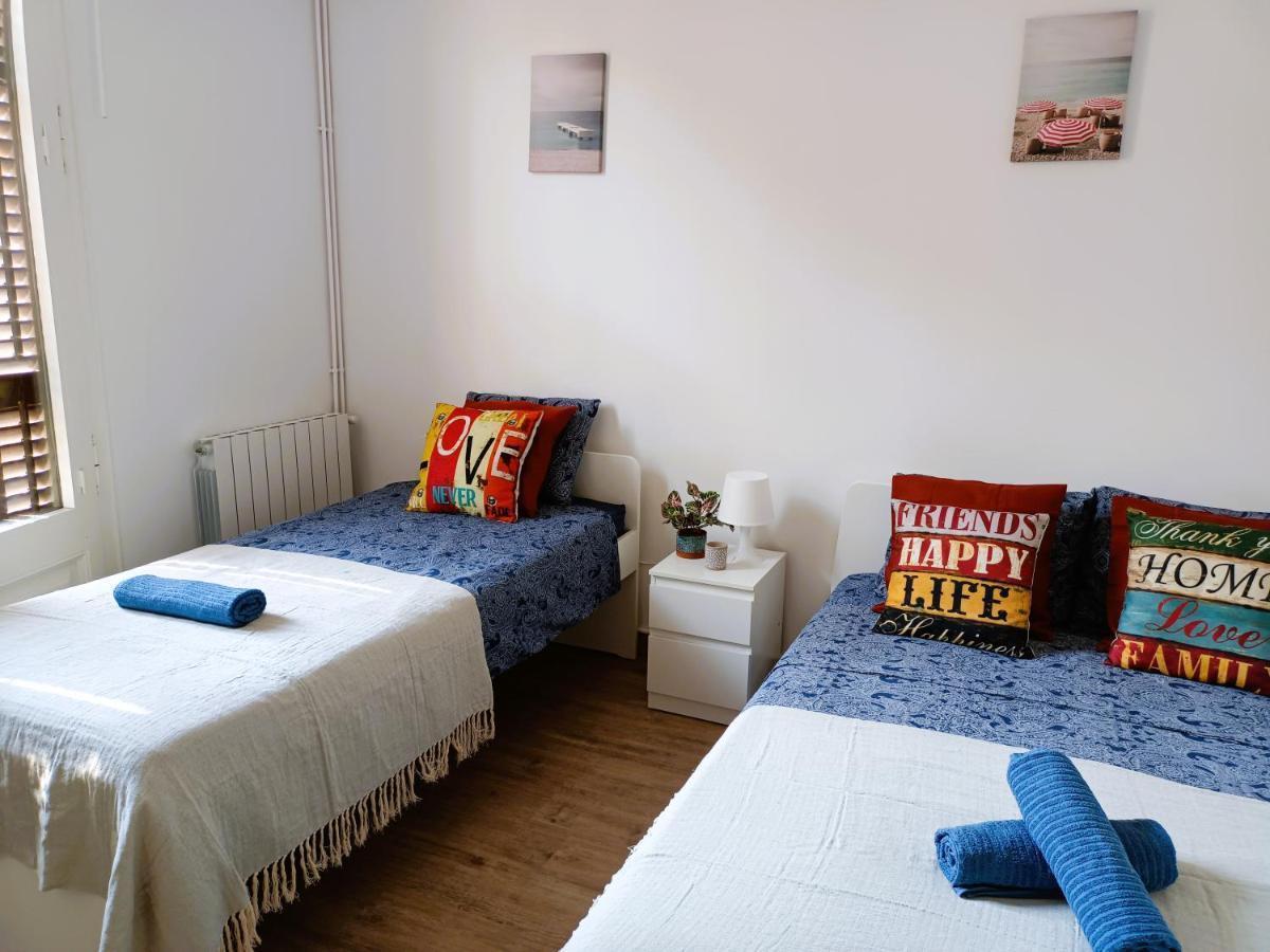 Private Rooms In Born 바르셀로나 외부 사진