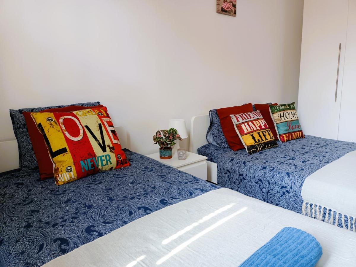 Private Rooms In Born 바르셀로나 외부 사진